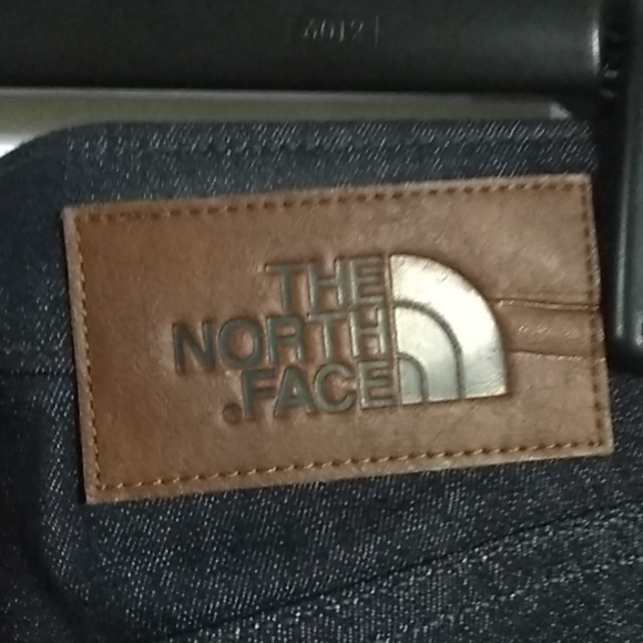 The North Face Slim Fit Jean Size 0R NWT - Picture 6 of 8
